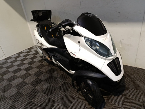 PIAGGIO MP3 300