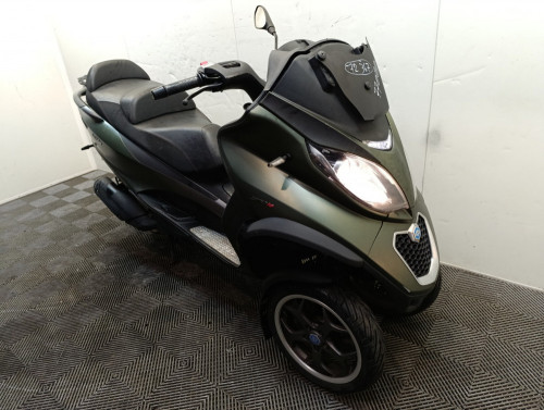 PIAGGIO 300 MP3