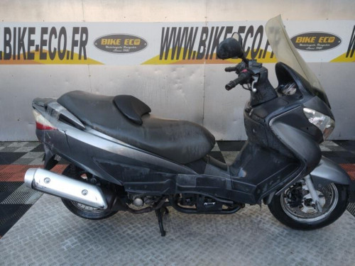 SUZUKI BURGMAN 125 UH