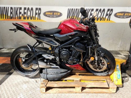 TRIUMPH STREET TRIPLE 765 RS