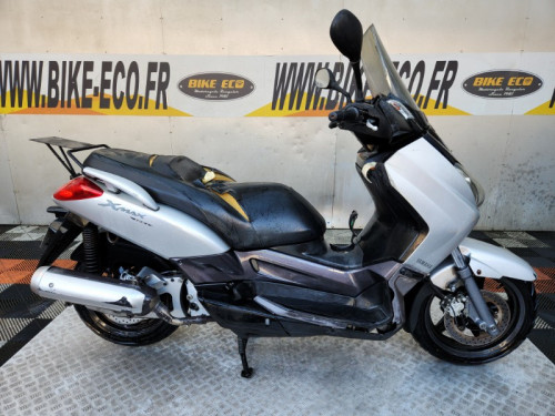 YAMAHA X MAX 125