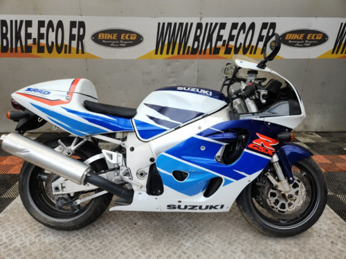 SUZUKI GSX-R 750