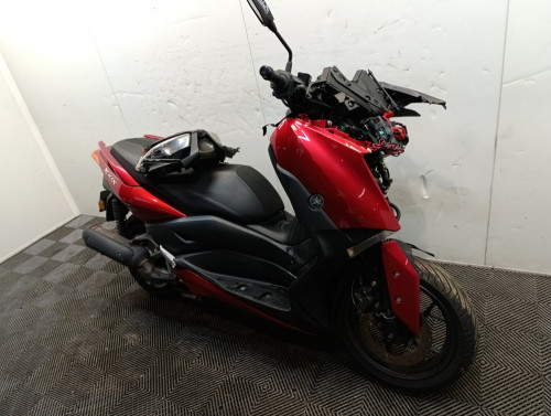 YAMAHA 125 XMAX 1