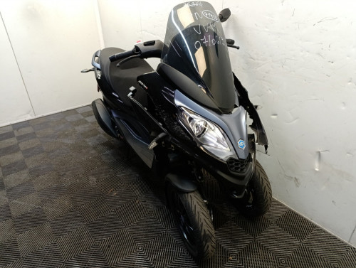 PIAGGIO 300 MP3