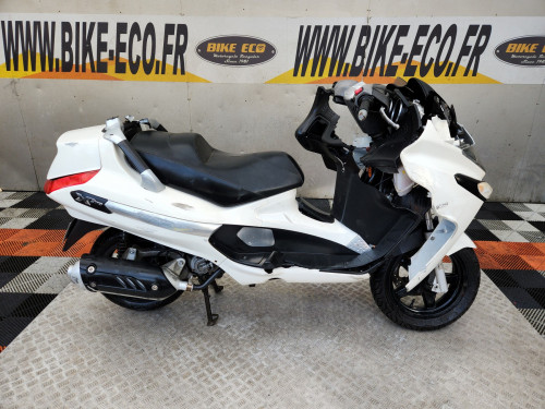 PIAGGIO XEVO 125