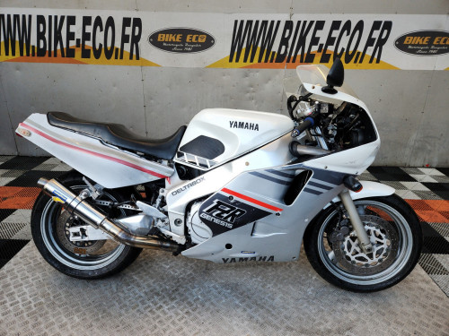 YAMAHA FZR 1000