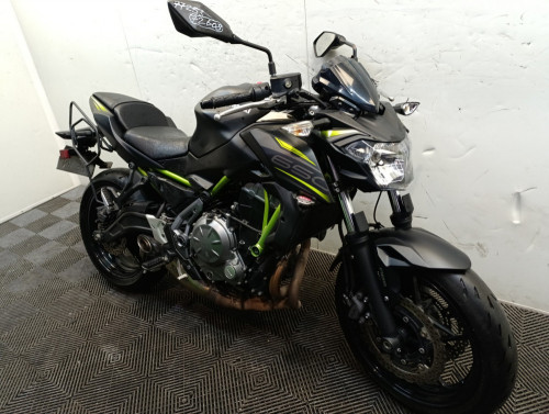 KAWASAKI Z650