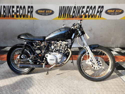 YAMAHA SR 250