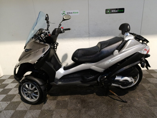 PIAGGIO MP3 400