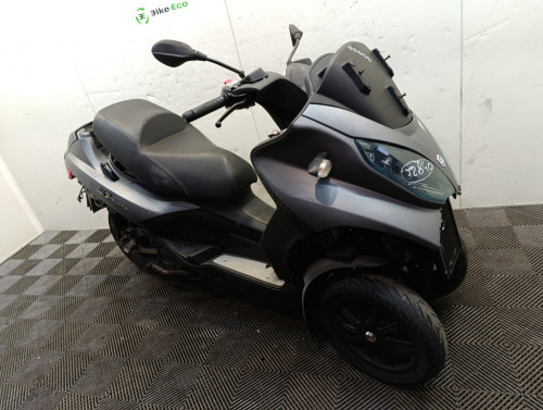 PIAGGIO MP3 500