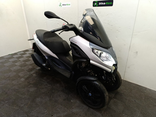 PIAGGIO 300 YOURBAN