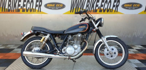 YAMAHA SR 400