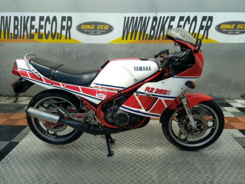 YAMAHA RZ 250 R