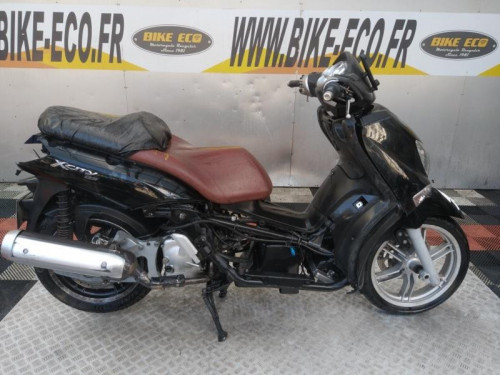 YAMAHA XCITY 125