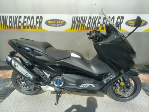 YAMAHA XP 560 TMAX TECH MAX INCONNUE