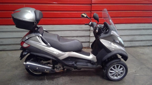 PIAGGIO 400 MP3