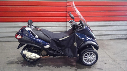 PIAGGIO 125 MP3